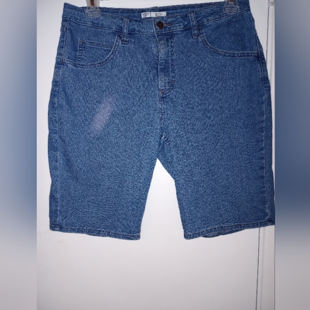 Plain jean shorts